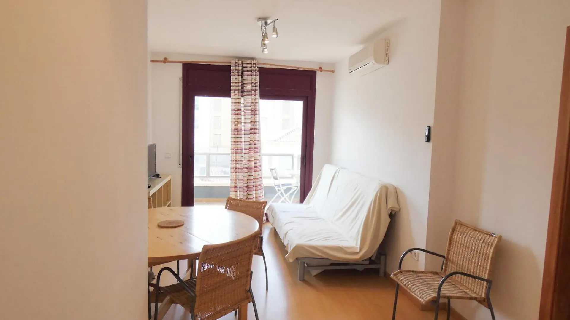 Palmera 3-2 Roses Apartment
